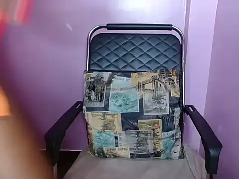 massive_squirts webcam