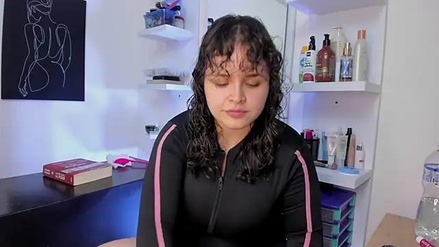 SeleneLuminari8 webcam