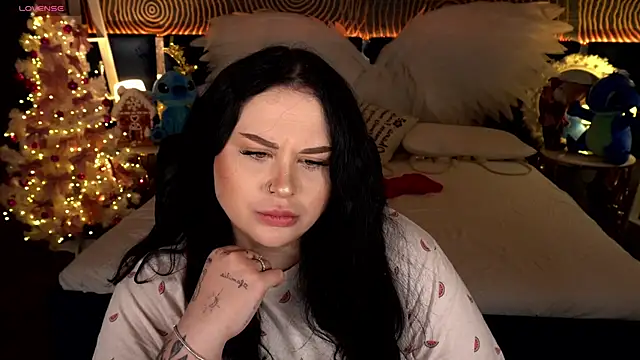 SerahMirabeli webcam