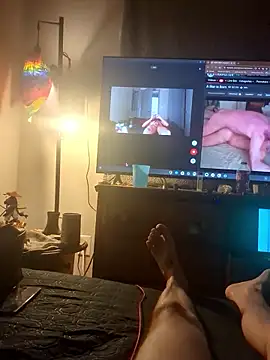 Bottomslut4tops84 webcam