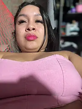 Pretty_Isadora webcam