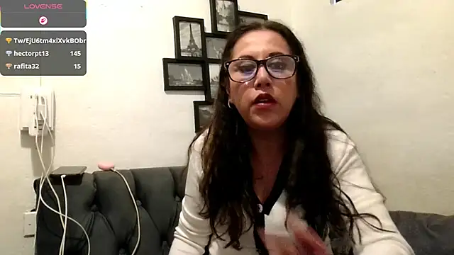 MirandaLatinaLovely webcam