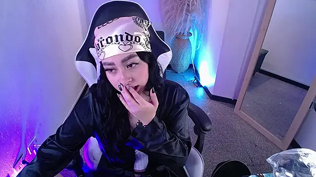 vallolett webcam stripchat model stream image