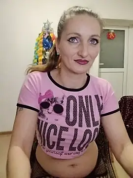 CrazyMaya39 webcam