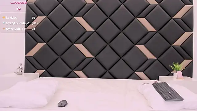 geraldinesandoval - GeraldineSandoval's free webcam - UK Sex Cams