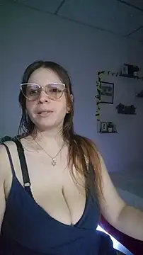 lorenita_88 - Lorenita_88's free webcam - UK Sex Cams