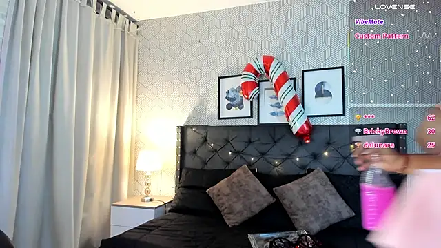 sophie__blare webcam