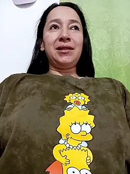 emilypoppy3 (F milf) - Balls in the ass..