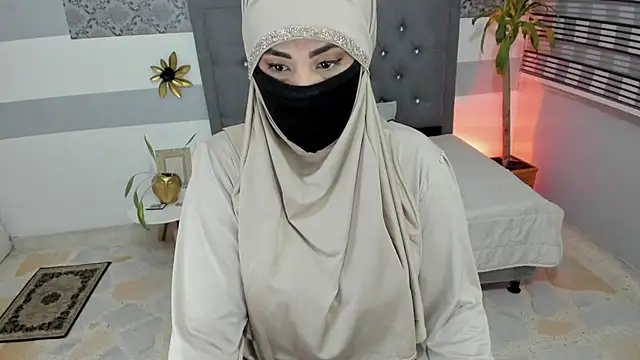 jalima_sabag (F young) - Big squirt in you cock