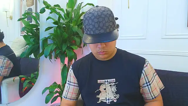 naim_bennetsex (M young) - out shirt