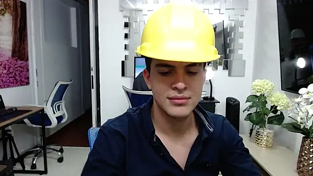 massimo_greco_ (Ask my age) - Show cock and jerk off 🚀