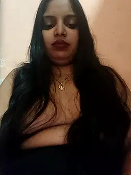 Maahhii_2 webcam