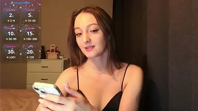 white_liillyy webcam