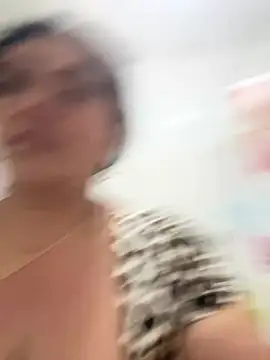 Webcam Model (sophie-honey)  is live.Free join now!