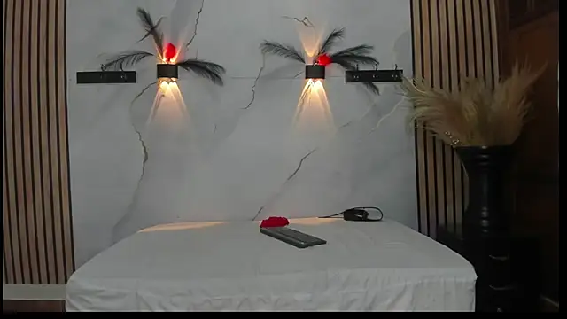 SabrinaAndEddy webcam