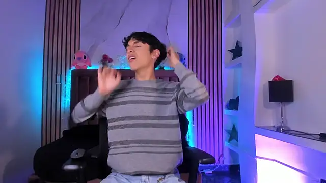 SthepanodiMonaco webcam