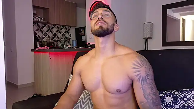 tony_muscle webcam