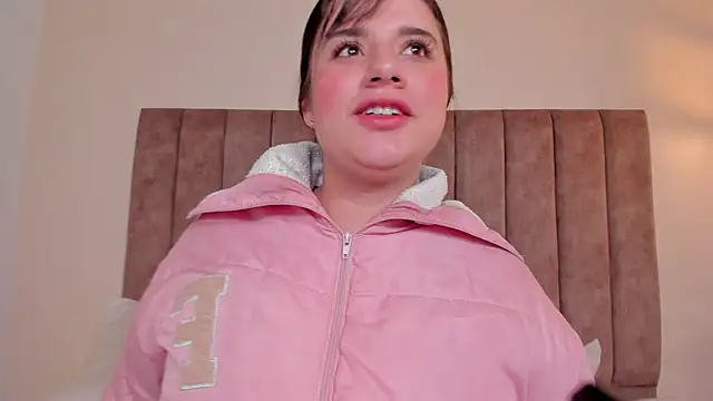 amber_colliiins webcam