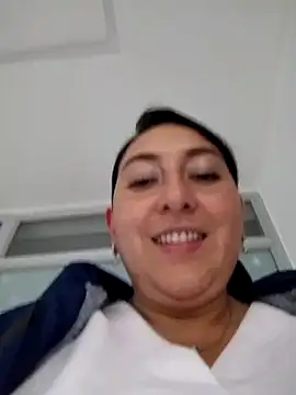 Valeria_montana_ webcam