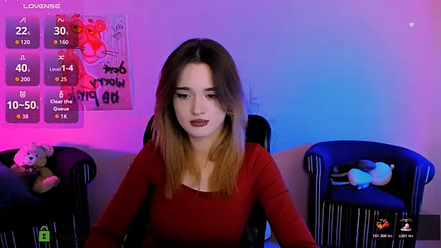 liana_kisses (F teen) - show tits