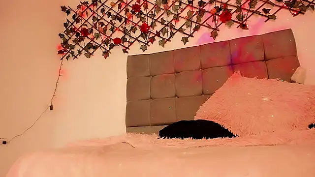 Lilith_Miller21 webcam