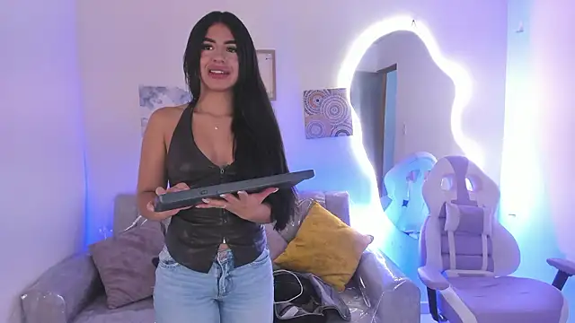 Charlotte_cowell_sub1_ webcam