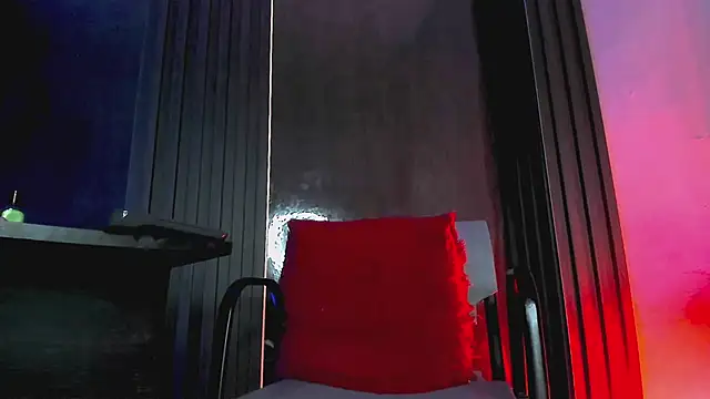 nayan_fire_ (F young) - footjob with torso + dirty talk