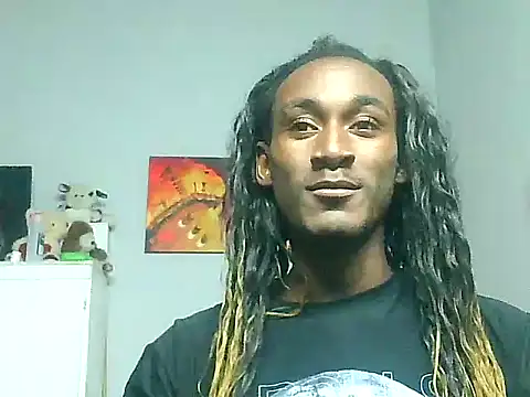 fetichefantasi24cm webcam