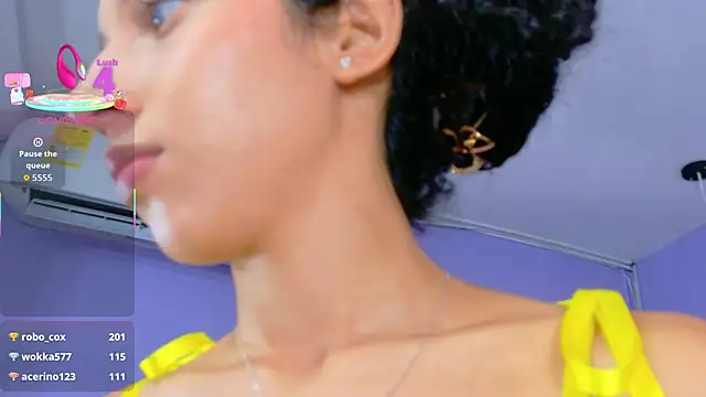 Beautifulskinny18 webcam