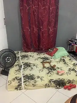 lillith_bloom (F young) - Comprar nosso brinquedo interativo