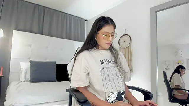 liaa_moretti_ webcam