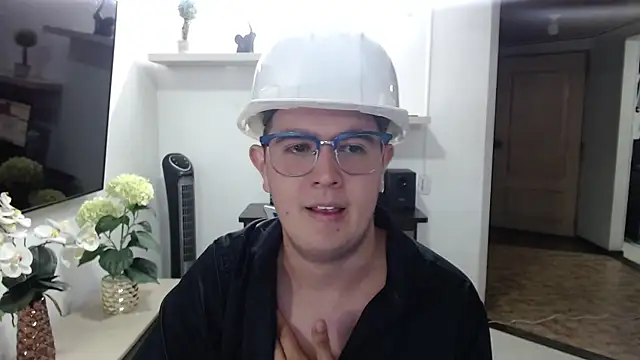 dylan_santiago_ webcam