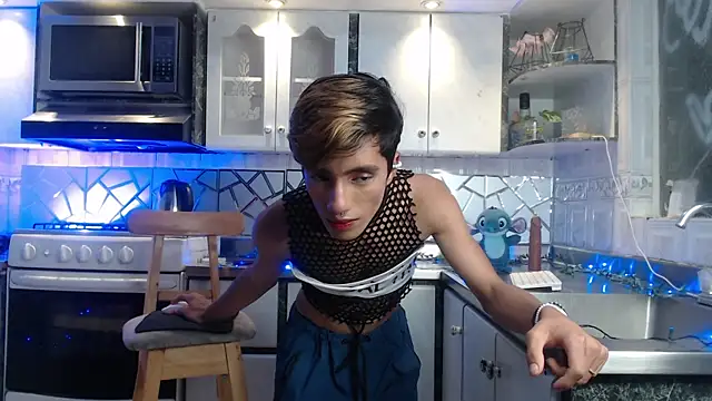 abrahan_xo (M twink) - I come rich💦naked  for all the objectiv