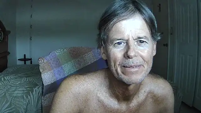 nakeedcowboi65 webcam