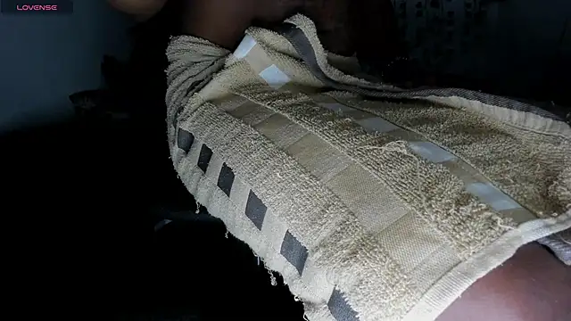 santhi_lee - Santhi_lee's free webcam - UK Sex Cams