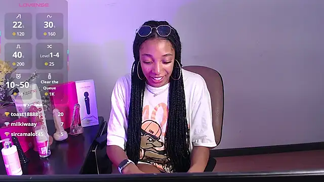 esmeralda-bk webcam stripchat model stream image