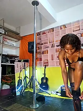 moghelslay webcam stripchat model stream image