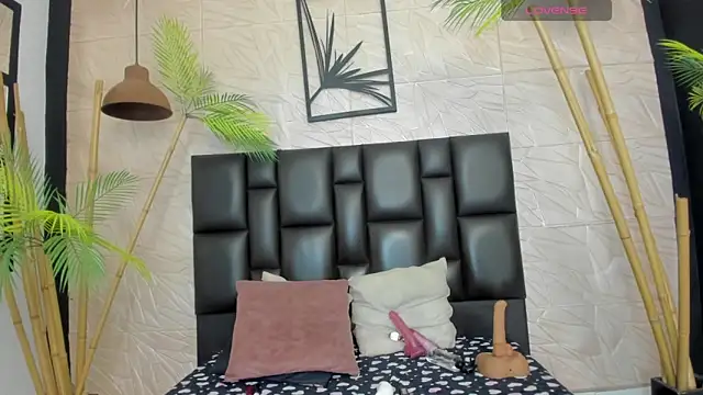 karla_ruso (F young) - RIN DE DILDO DE DILDO EN culo 10 minuto