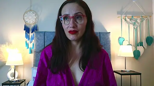 iberianmoonmk - IberianMoonMK's free webcam