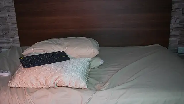 samanthaawellss webcam