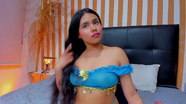 lunatoledo - LunaToledo's free webcam - UK Sex Cams