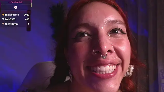 bri_von_dhara__ webcam