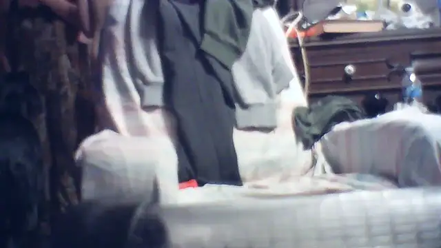 Luv2SuckBWC92 webcam