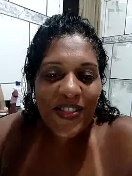 Maliaebonyfetish webcam