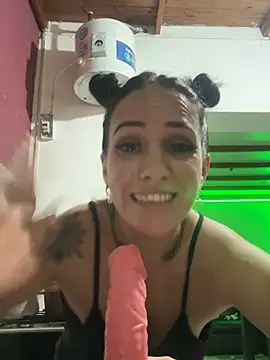 Donatellaaa07 webcam