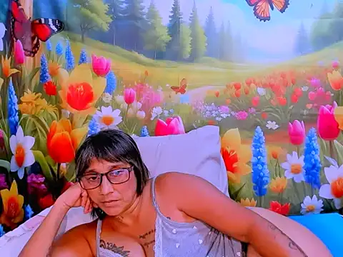 indianroxy webcam