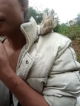 simi-lucy webcam stripchat model stream image