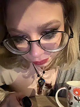 IvyBriggs webcam stripchat model stream image