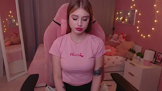 Sharon_Tatte webcam stripchat model stream image