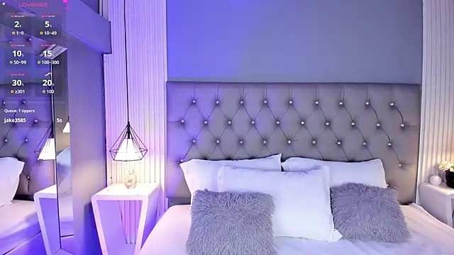 VioletthaRous webcam